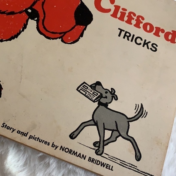 Vintage Paperback Book; Clifford’s Tricks © 1969 - Picture 2 of 7